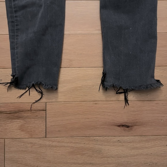 Madewell | high rise skinny jeans | distressed raw hem | in dusty wash | size 29 - Picture 6 of 6